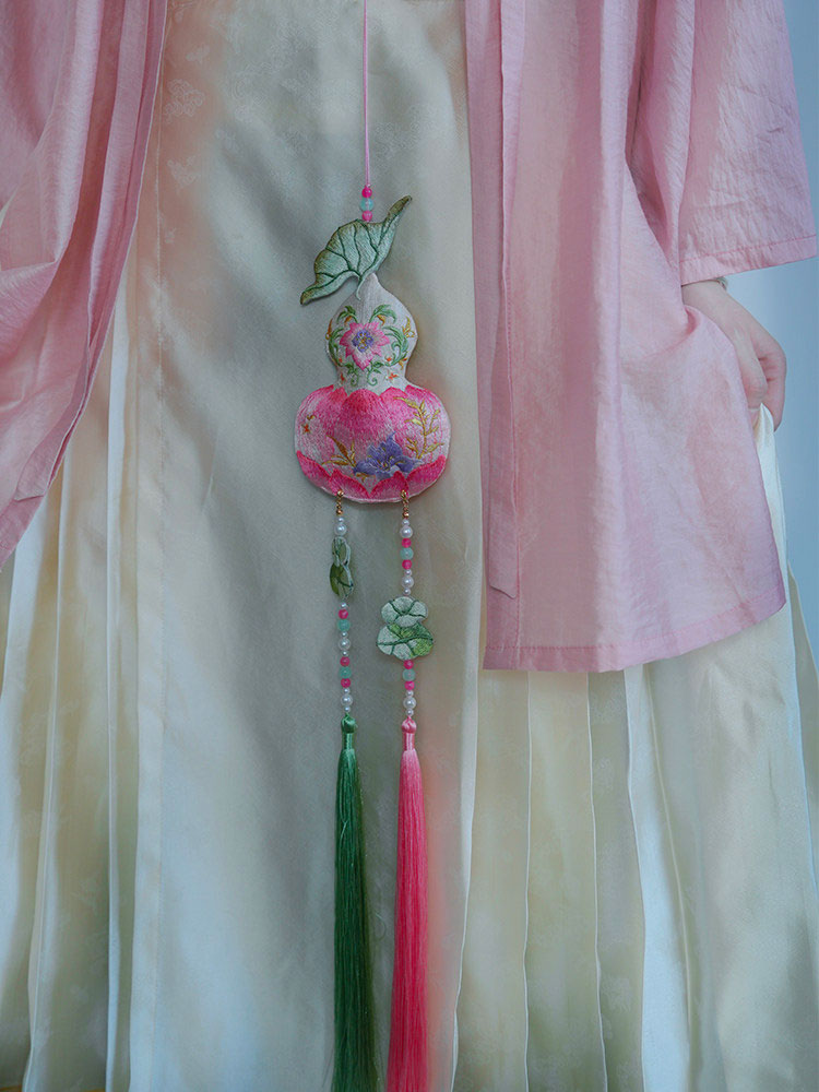 Double-Sided Embroidered Pink Lotus Tassel Sachet Charm-06
