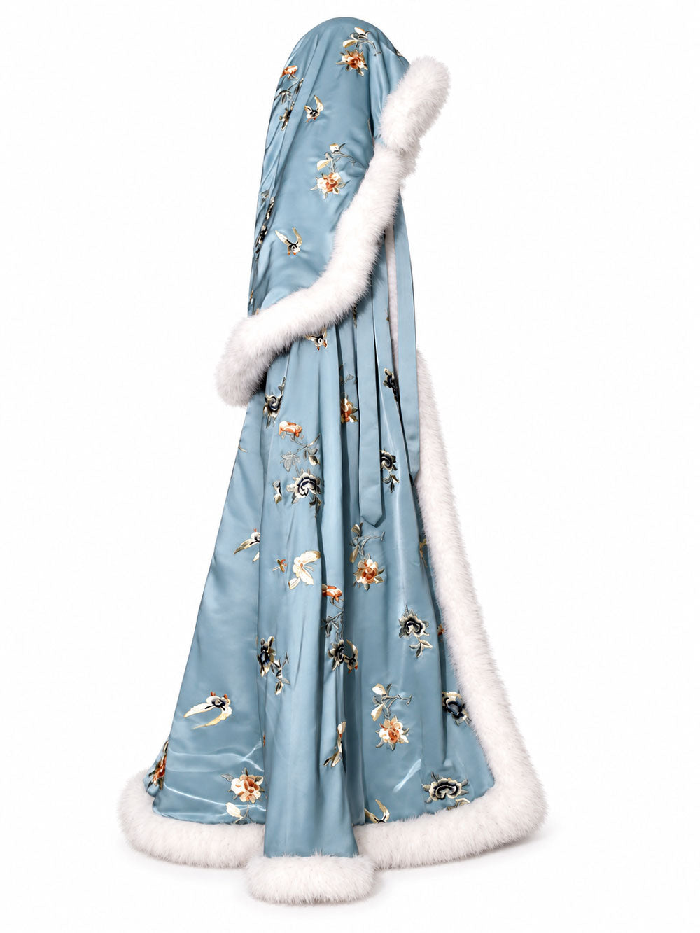 Blue Su Embroidery Hanfu Cape with Faux Fur Lining — Butterflies Among Blossoms