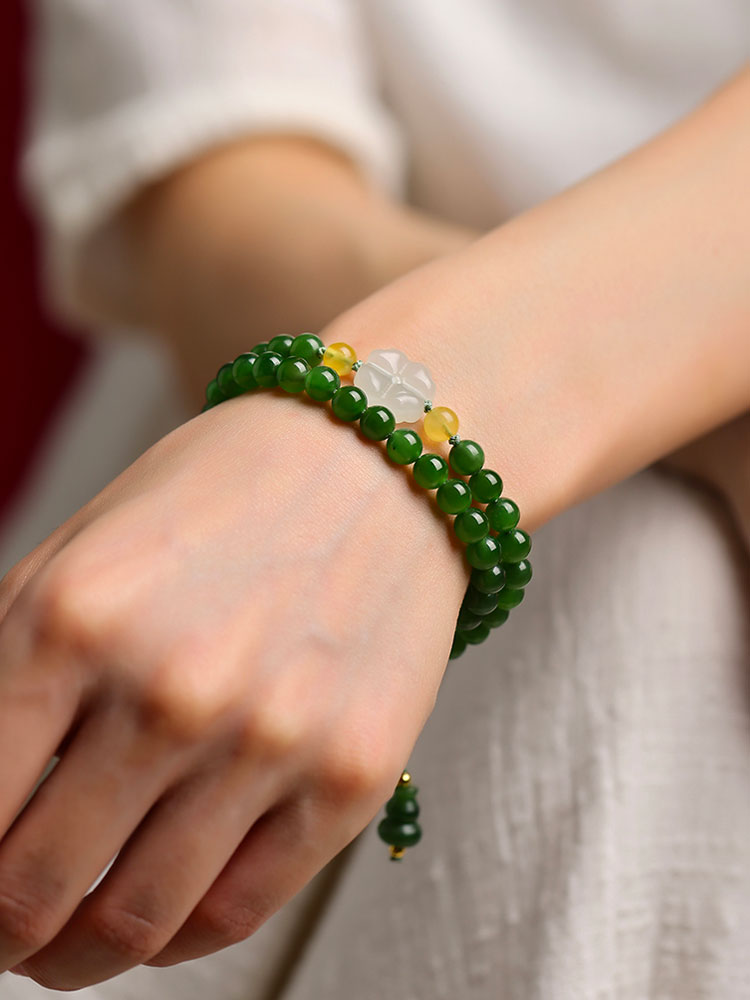 Xinjiang Hetian Jade Bracelet Adorned with a Four Leaf Clover Green Jade Biyu Bracelet-07