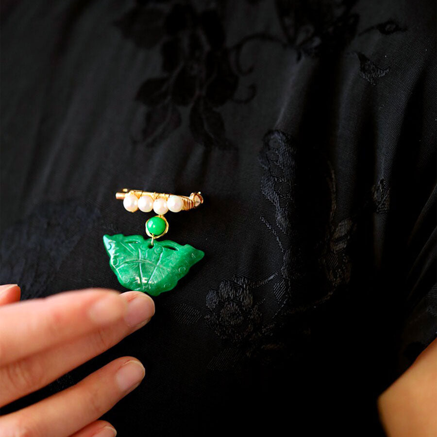 Chinese Green Butterfly Brooch with Freshwater Pearls-07