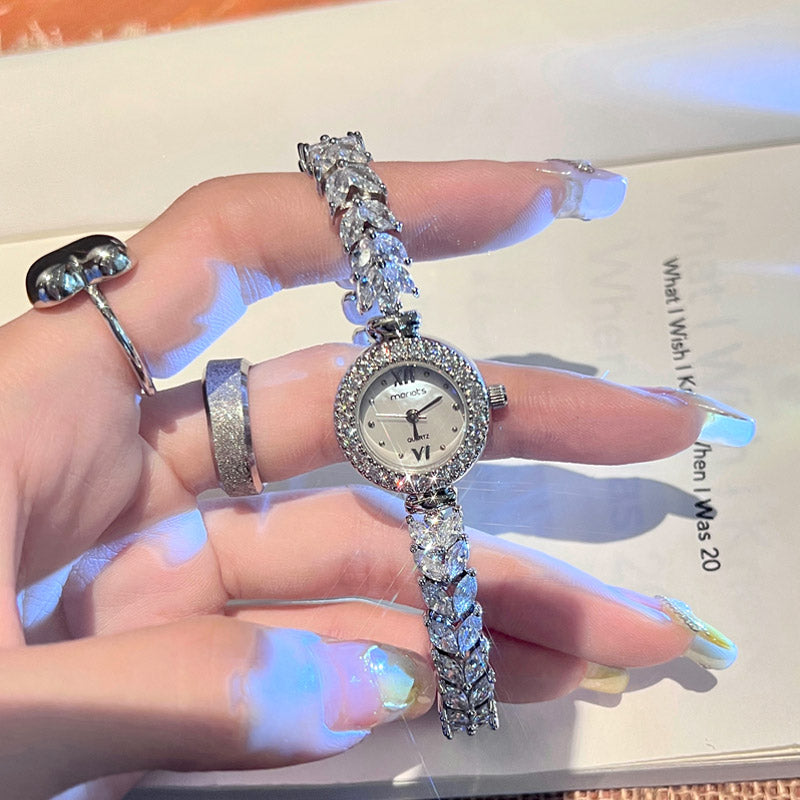 Exquisite and Stylish Rhinestone Bracelet Watch for Women-06
