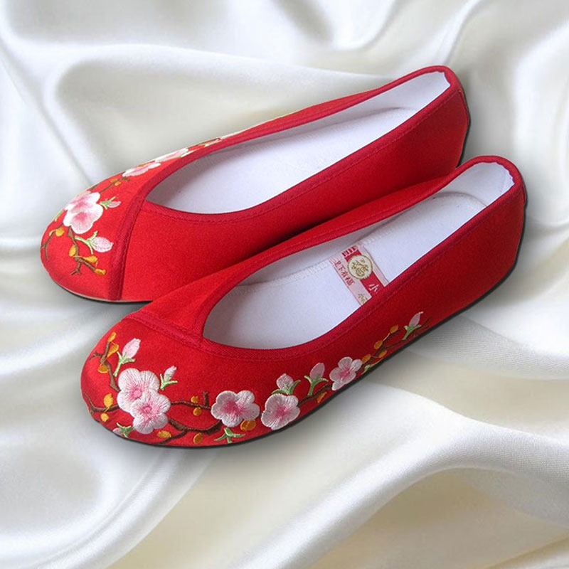 Chinese Style Satin Plum Blossom Embroidered Round Toe Slip On Flats (Multi-Color)-08