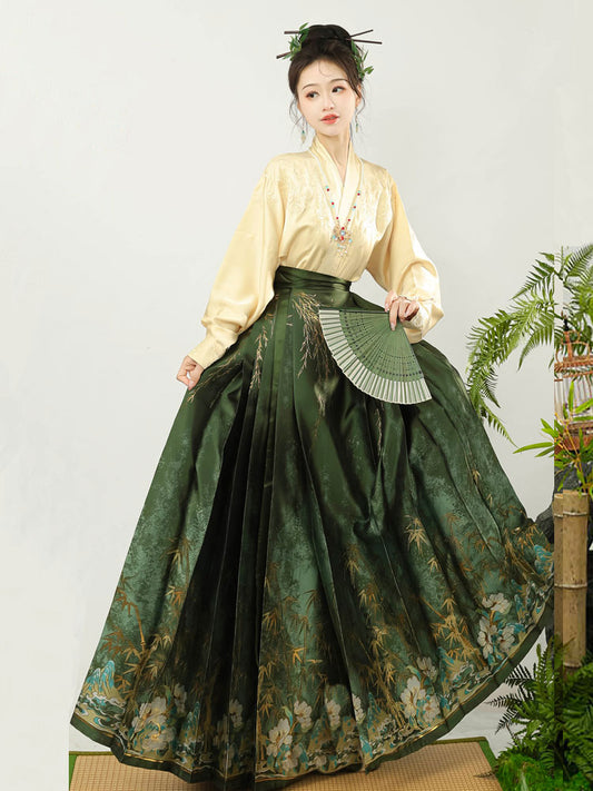 Flickering Bamboo Shadows - Green Vintage Woven Gold Mamianqun Skirt-01