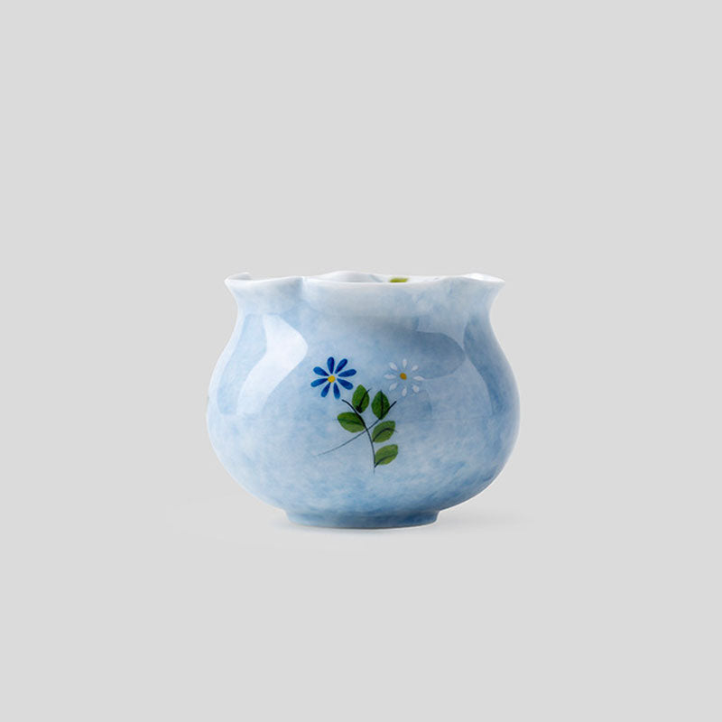 Sky-Blue Daisy Hand-Painted Porcelain Tea Cup-08