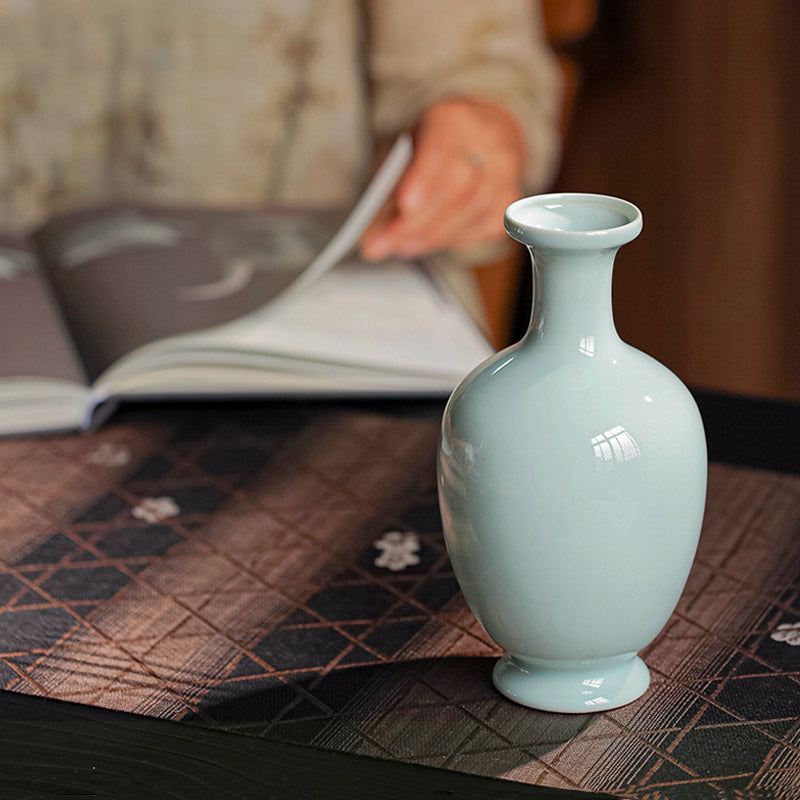 Jingdezhen Chinese Classical Celadon Porcelain Flower Vase Ornament-07