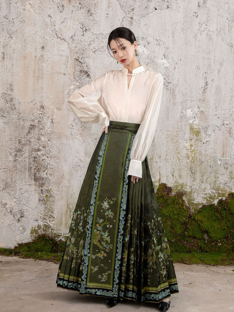 Floral & Avian Motifs – Modernized Seven-Pleated Woven-Gold Ma Mian Qun Skirt Inspired by Chinese Painted Screens-09