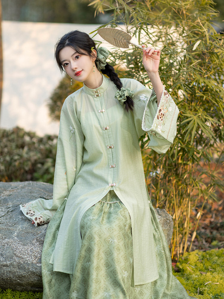 Green Hanfu Skirt Set Inspired by Bamboo Shadows Garden Painting-04