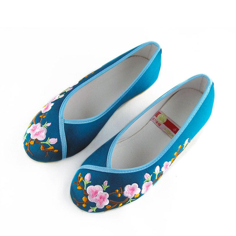 Chinese Style Satin Plum Blossom Embroidered Round Toe Slip On Flats (Multi-Color)-06