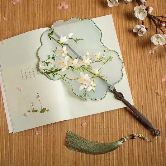 Éventail décoratif de broderie Suzhou brodé double face fait à la main - Fleurs de magnolia fleurissent au printemps Éventail chinois à main Art chinois