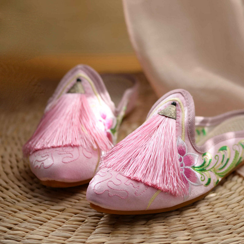 Chinese Style Pink Embroidered Shoes Slippers for Women-03