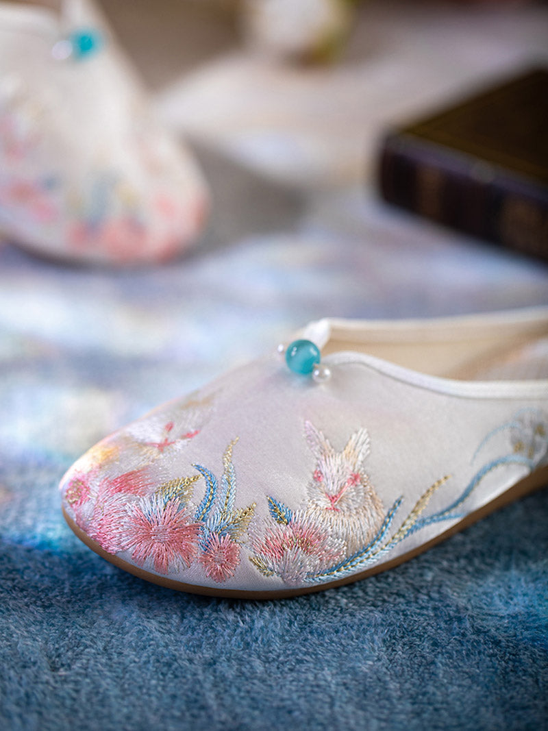 Chinese Style Rabbit and Peach Blossom Embroidered Shoes Slippers-03