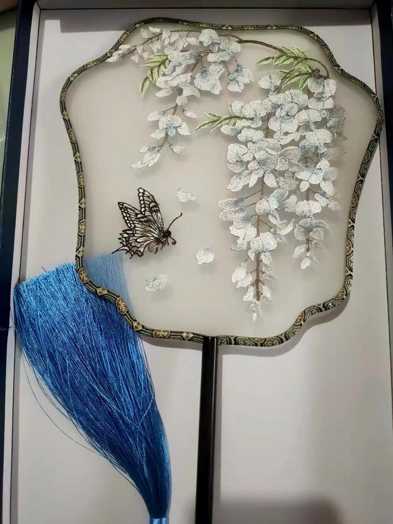 Bluedail Blooming Flowers with Butterfly Single Side Embroidered Handheld Fan Tradional Chinese Fashion-04