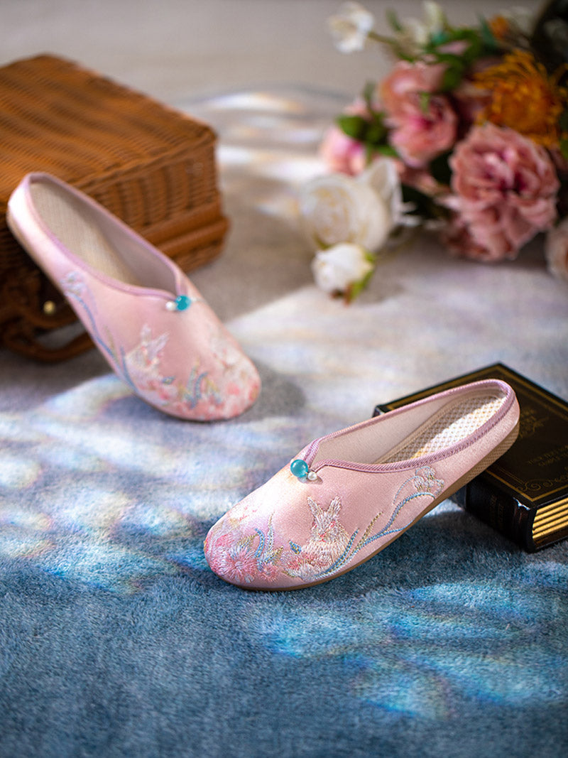 Chinese Style Rabbit and Peach Blossom Embroidered Shoes Slippers-04