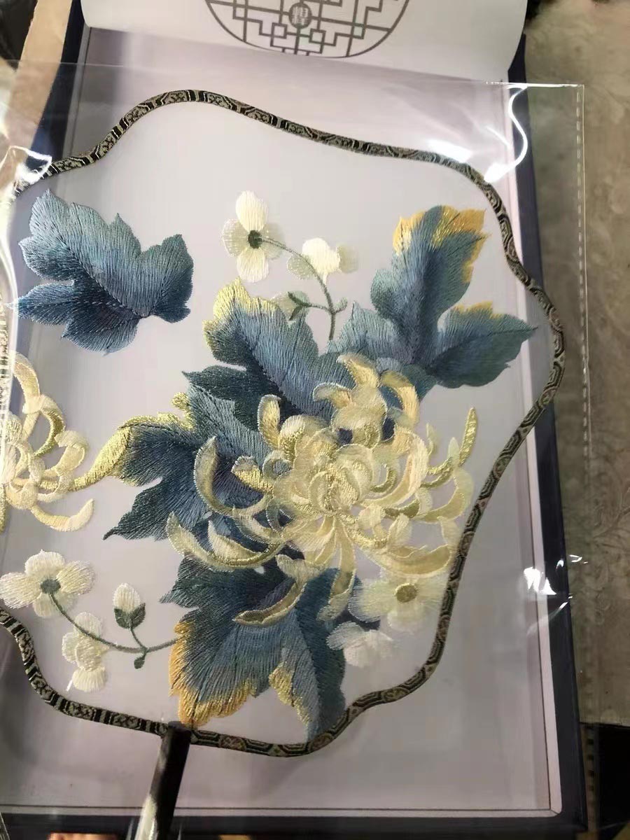 Bluedail Single Side Embroidered Blooming Chrysanthemum Season Handheld Fan Chinese Fashion-05