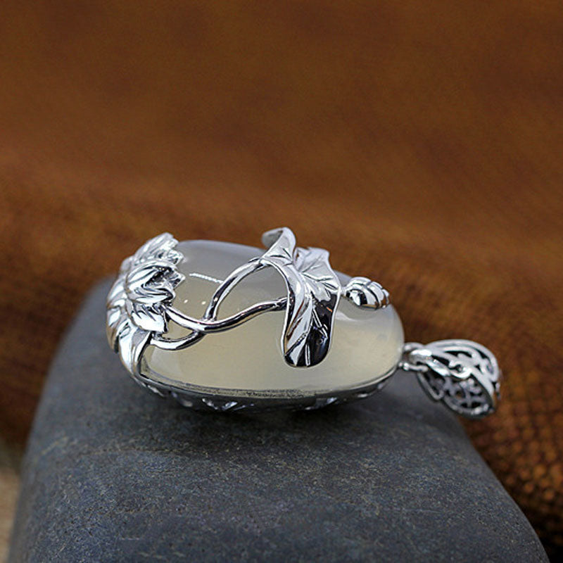 Vintage Silve Filigree Lotus and Koi Fish Chalcedony Inlay Pendant Necklace-02