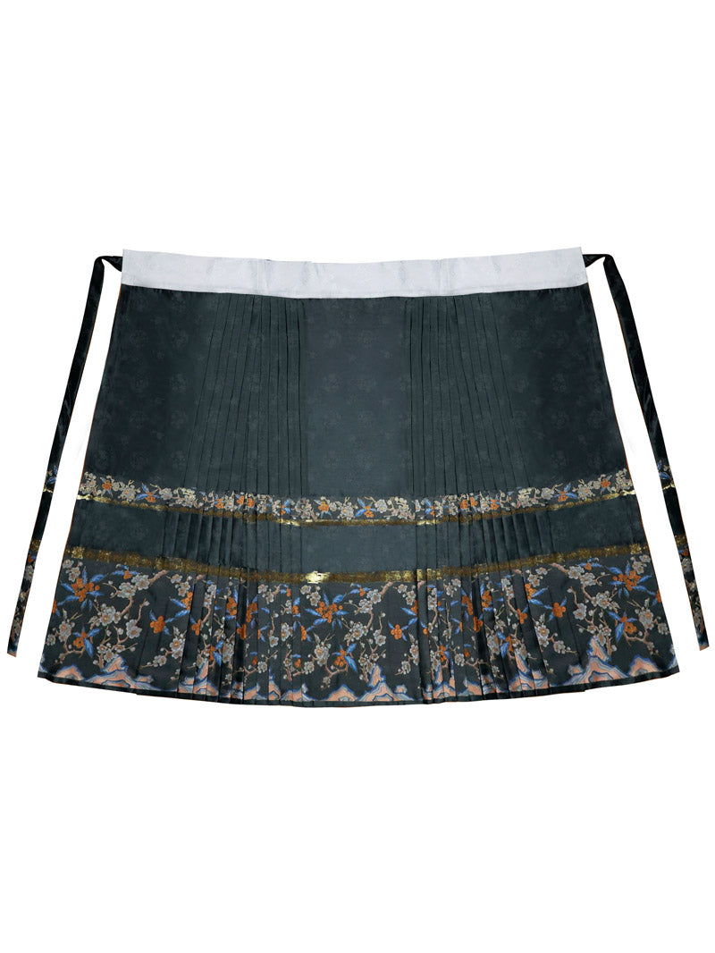 chinese horse face skirt