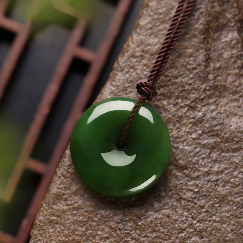 Jadeite naturelle vert émeraude chinois 「Ping An Kou」 Collier pendentif pour femmes et hommes
